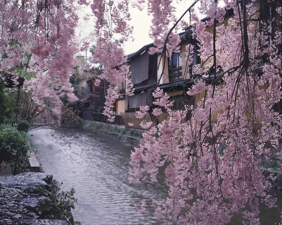 Holzbau Higashiyama Hotel Kyoto Japan